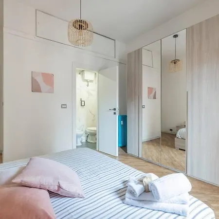 Colosseo Color's Apartman Róma
